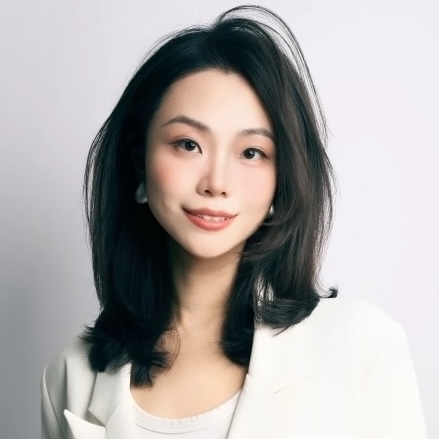 Yawen Li at Beijing University of Posts and Telecommunications